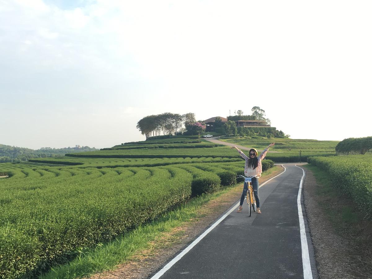 Sook Cafe And Youth Hostel Chiang Rai Bagian luar foto