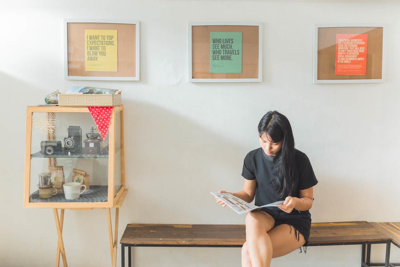Sook Cafe And Youth Hostel Chiang Rai Bagian luar foto