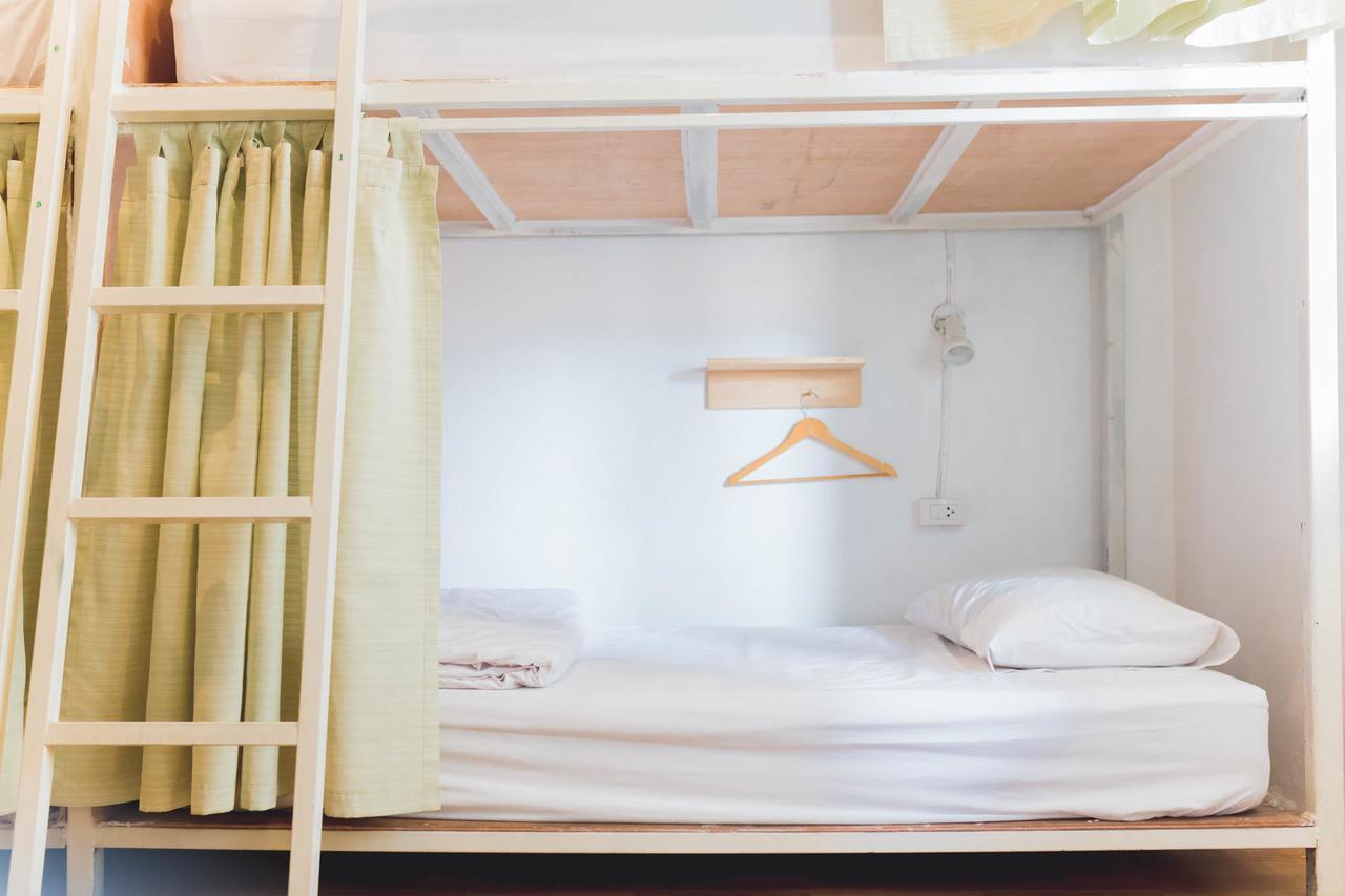 Sook Cafe And Youth Hostel Chiang Rai Bagian luar foto